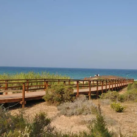 Apartamento Luxurious Next To The Sea