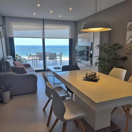 Luxurious Next To The Sea Apartamento Arenales del Sol