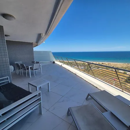 Apartamento Luxurious Next To The Sea Arenales del Sol