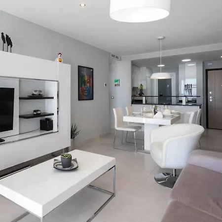 Luxurious Next To The Sea * Arenales del Sol