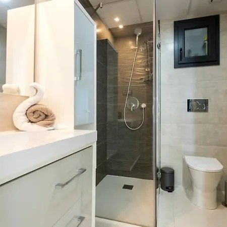 Luxurious Next To The Sea * Arenales del Sol
