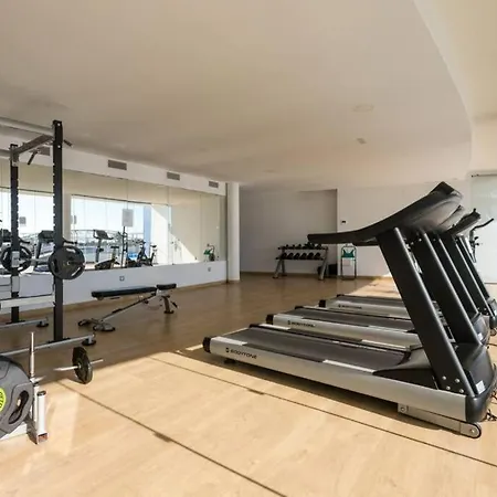 Apartment Luxurious Next To The Sea Arenales del Sol